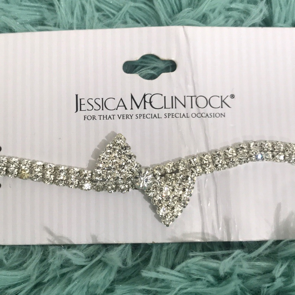 Jessica McCintock pretty choker